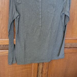 GAP Men's Charcoal Long Sleeve Henley Shirt